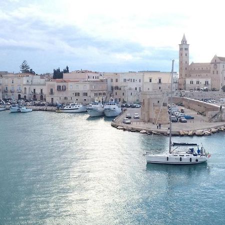 Bed and Breakfast La Stradina Trani Exterior foto