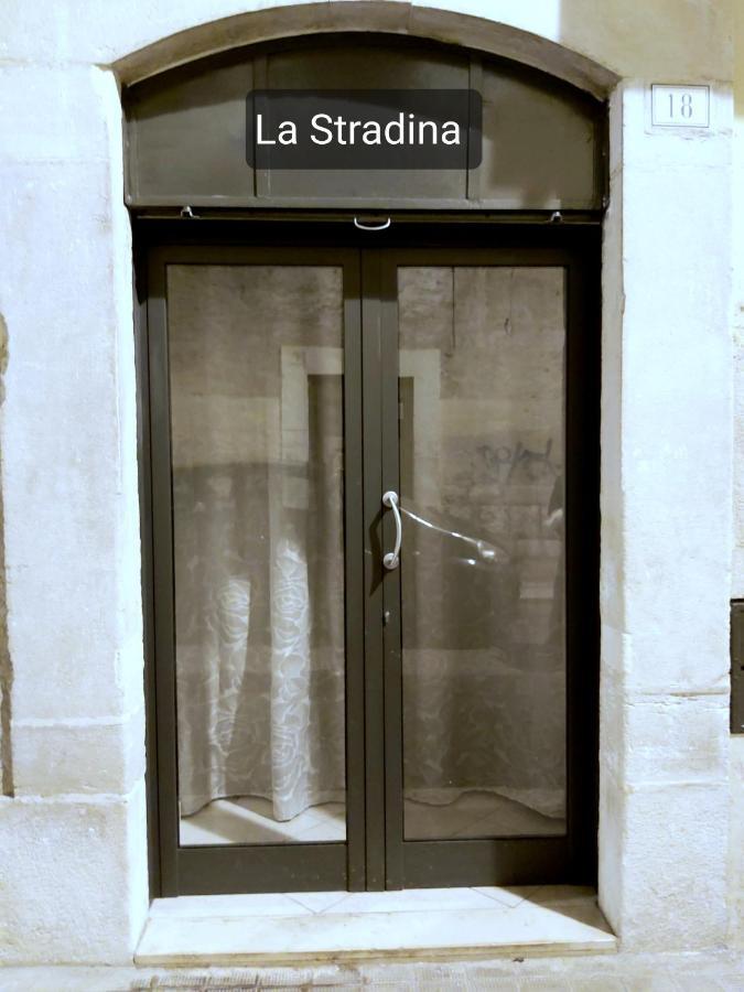 Bed and Breakfast La Stradina Trani Exterior foto